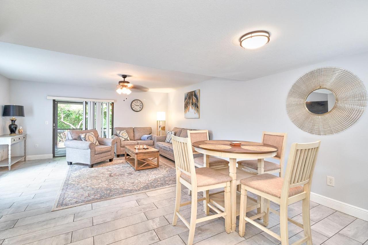 South Tampa Retreat Fenced Yard, Top Location! エクステリア 写真