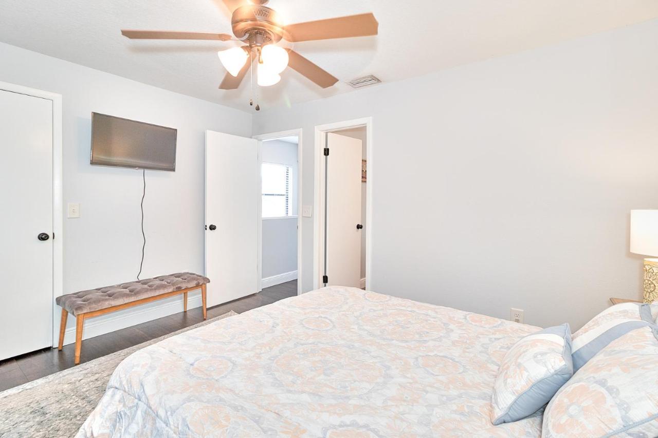 South Tampa Retreat Fenced Yard, Top Location! エクステリア 写真