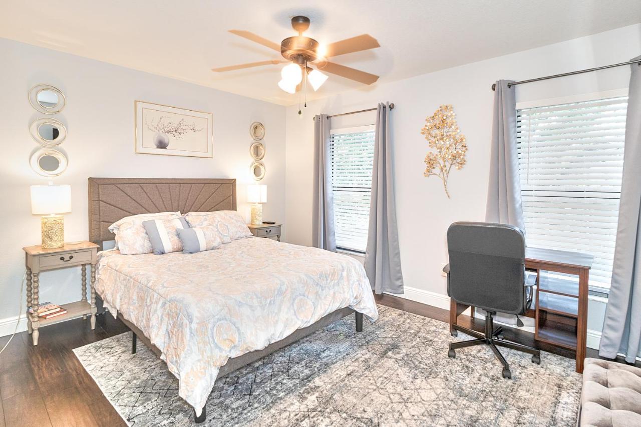 South Tampa Retreat Fenced Yard, Top Location! エクステリア 写真