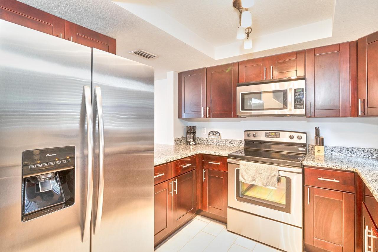South Tampa Retreat Fenced Yard, Top Location! エクステリア 写真