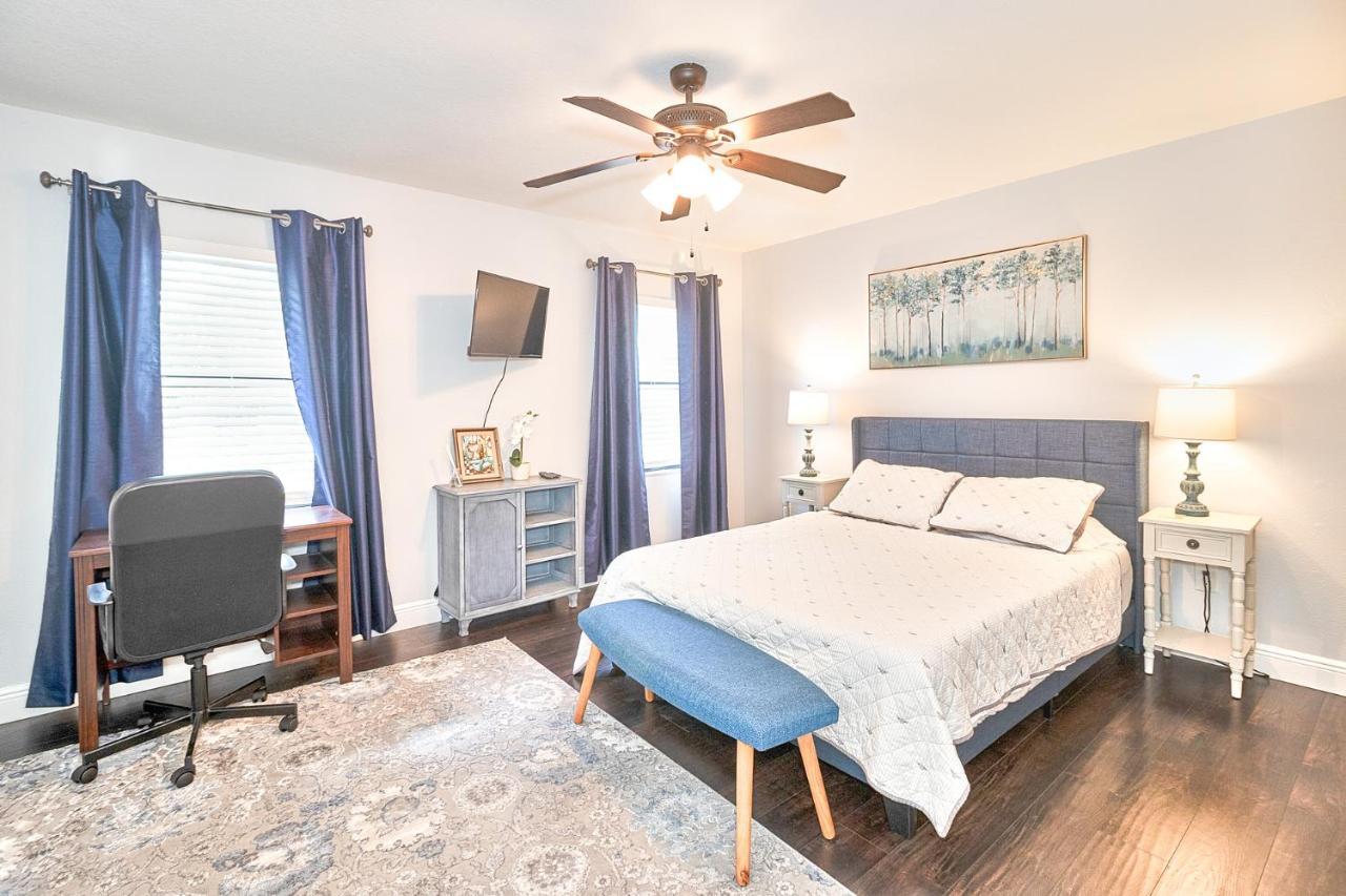 South Tampa Retreat Fenced Yard, Top Location! エクステリア 写真