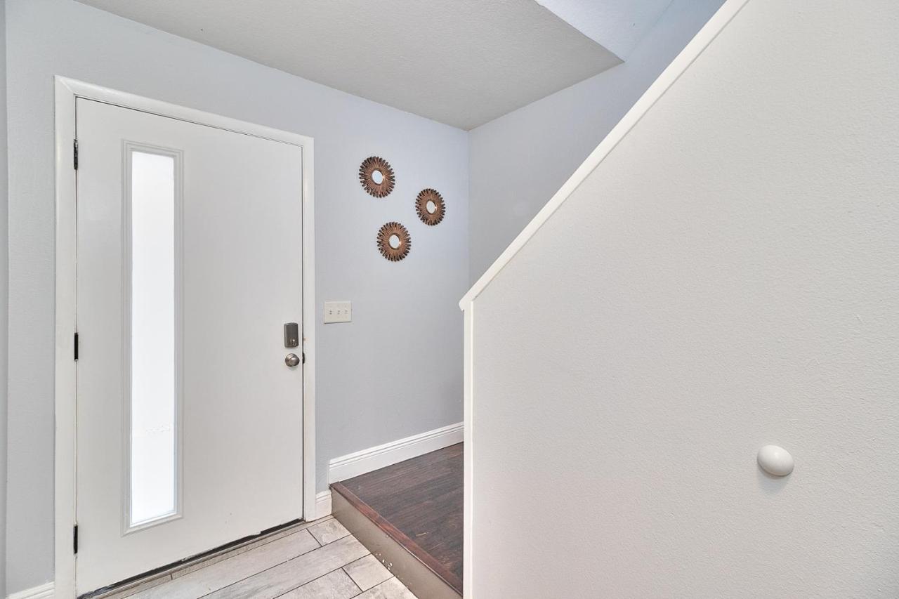 South Tampa Retreat Fenced Yard, Top Location! エクステリア 写真