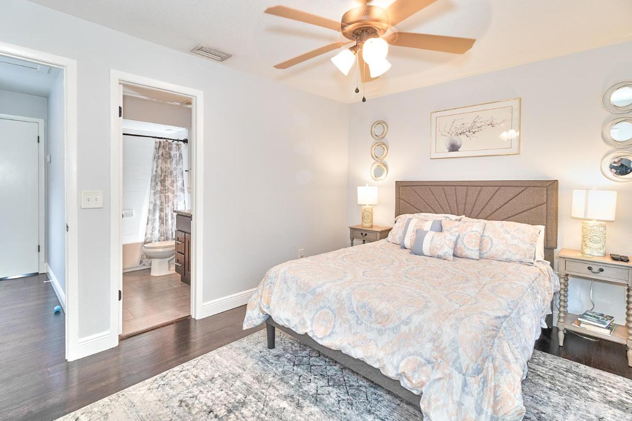 South Tampa Retreat Fenced Yard, Top Location! エクステリア 写真
